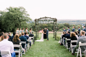 hudson valley outdoor wedding ceremony